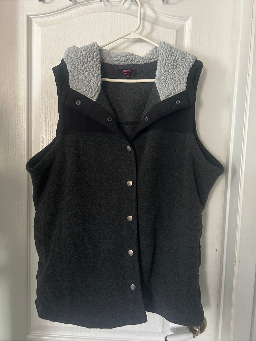 Black Sherpa-Lined Hooded Vest